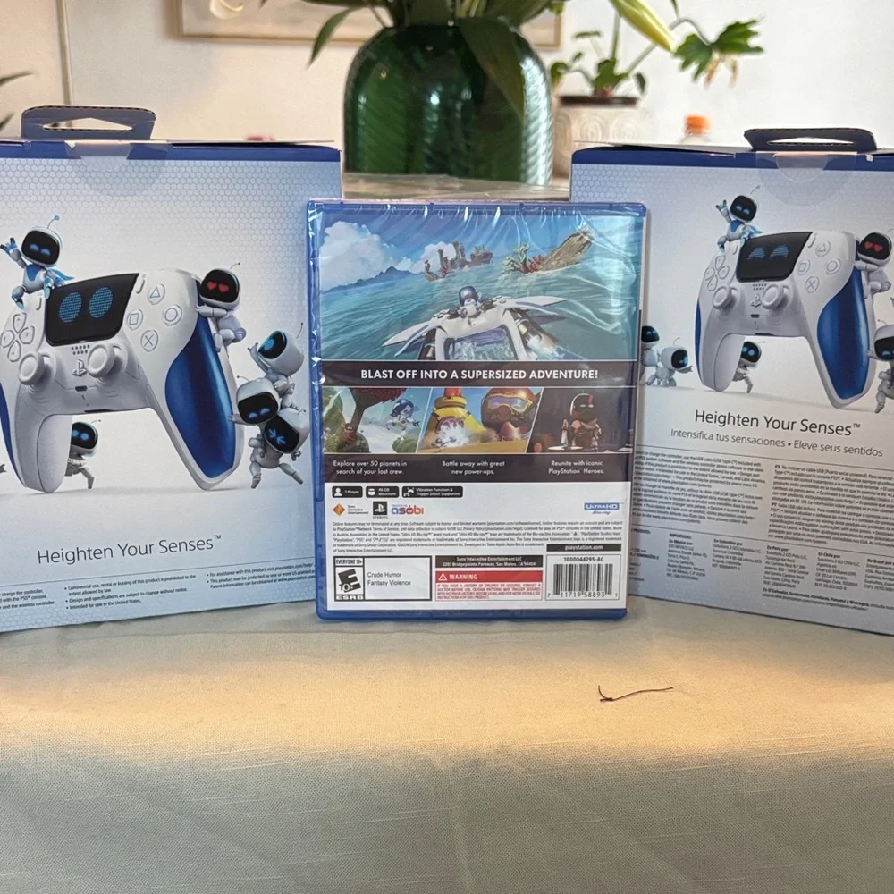 Sony PlayStation Limited Edition Astro Bot Collectors Bundle Brand New